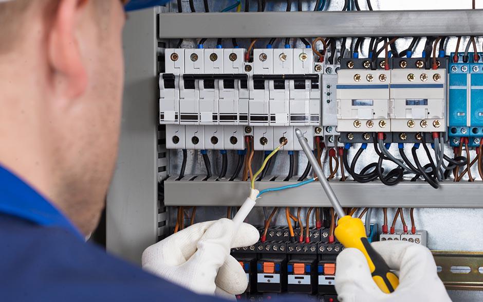 artisans électricien Plaisir